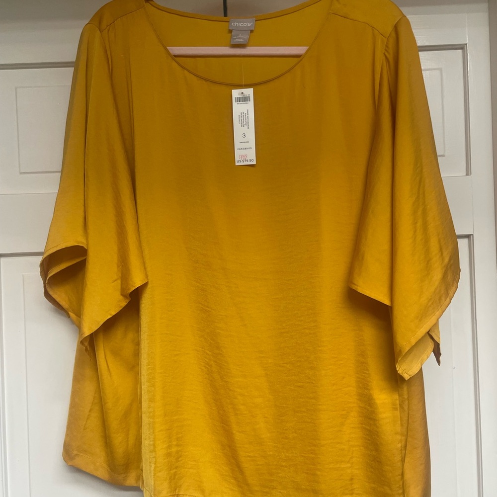 Chico’s size 3 Yellow Women's Top